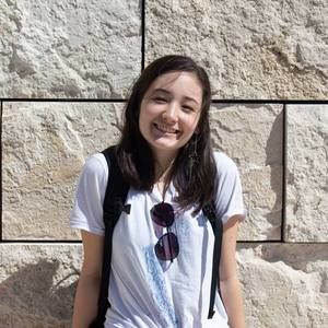 Meet your Posher, Hannah